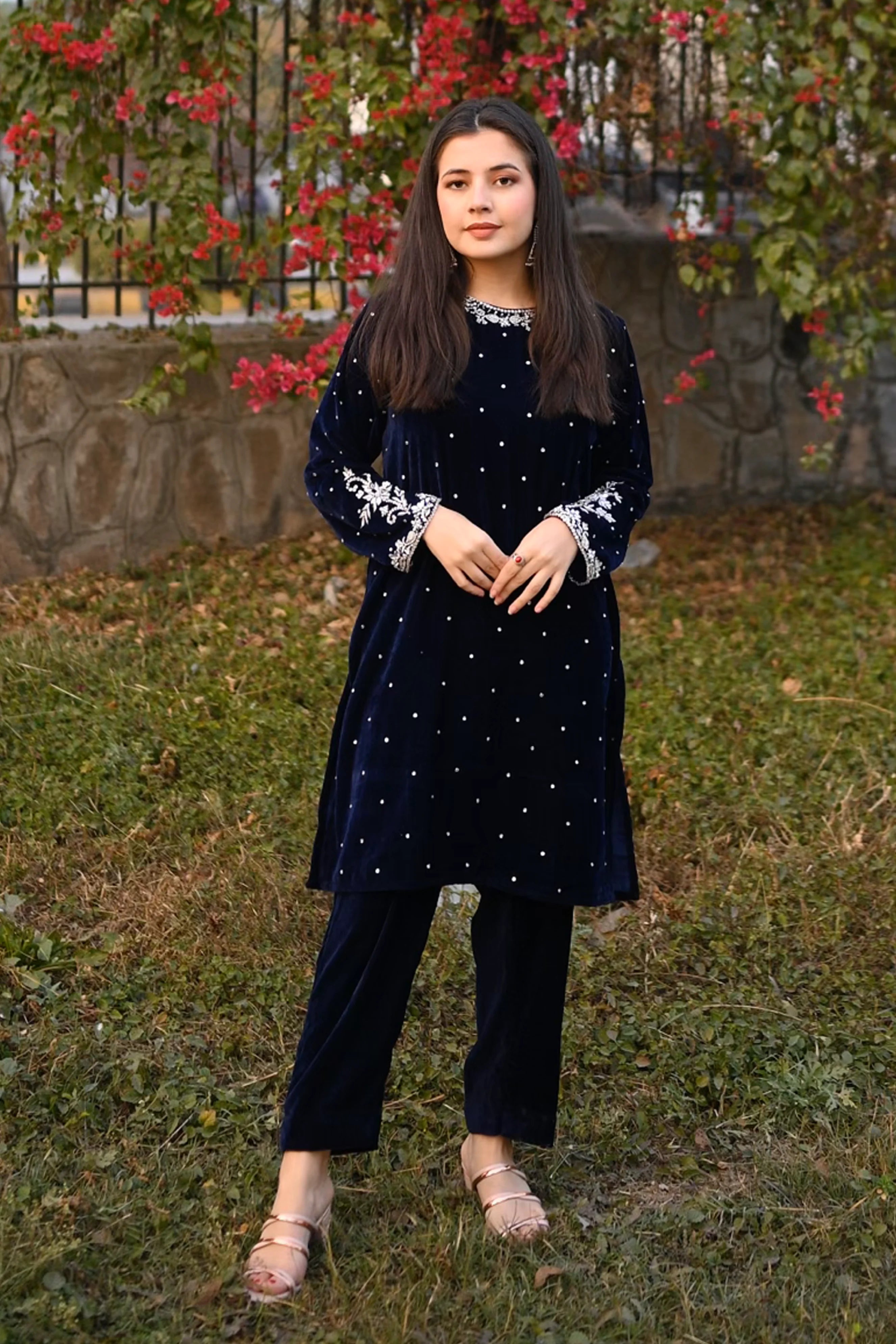 Blue Velvet Short Dress with Kora Dabka Hand Embellishment – 2 Piece Set